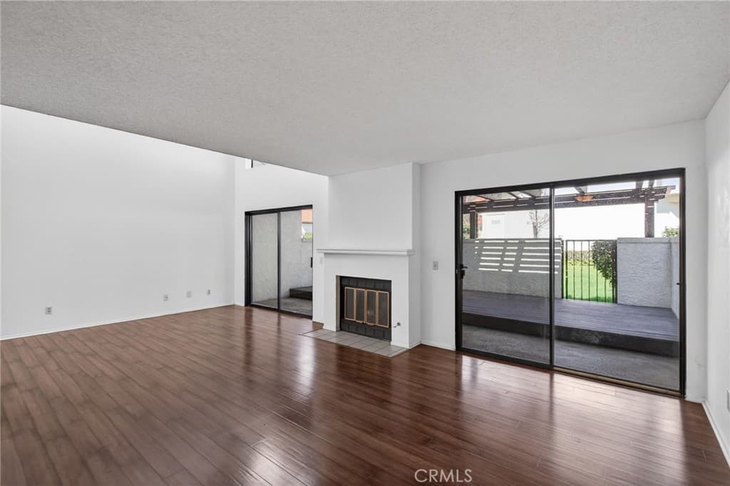 Condo at 891 Connors Court, Claremont — photo 8 of 12
