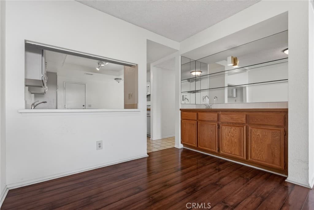 Condo at 891 Connors Court, Claremont — photo 9 of 12