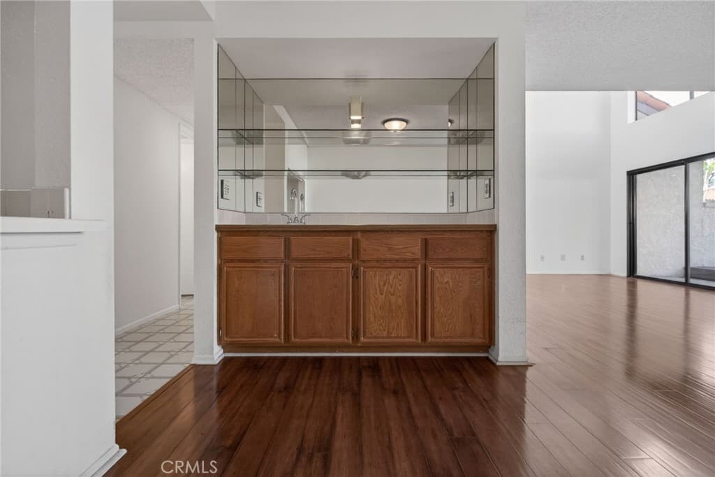 Condo at 891 Connors Court, Claremont — photo 10 of 12