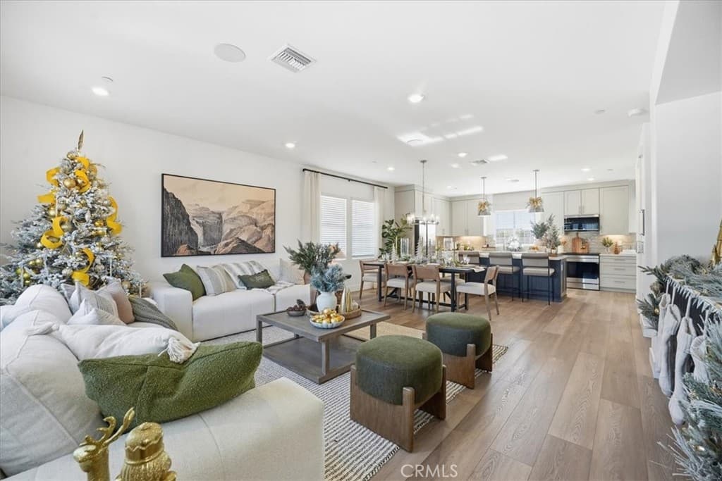Home at 11427 Wildflower Lane, El Monte — photo 6 of 12