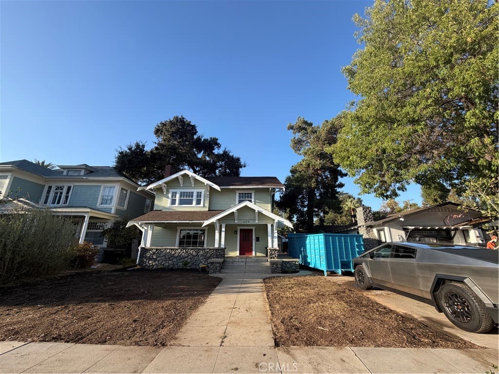 Home at 409 E Columbia, Pomona — photo 2 of 12
