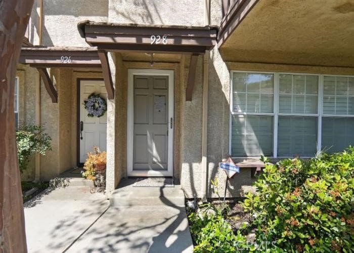 Condo at 928 S Glendora, Glendora — photo 2 of 12