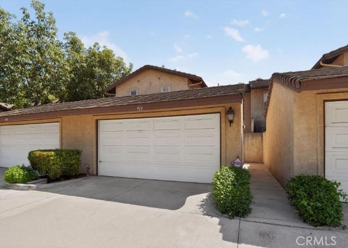 Condo at 928 S Glendora, Glendora — photo 4 of 12