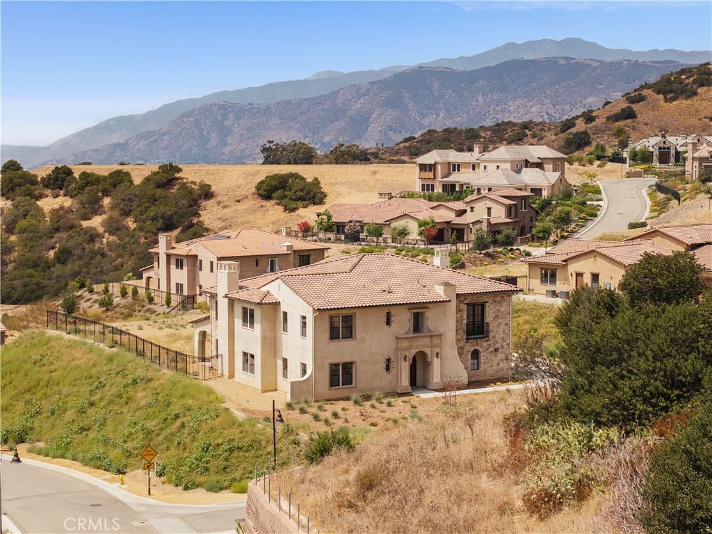 Home at 2005 Trail Ridge Lane, San Dimas — photo 3 of 12