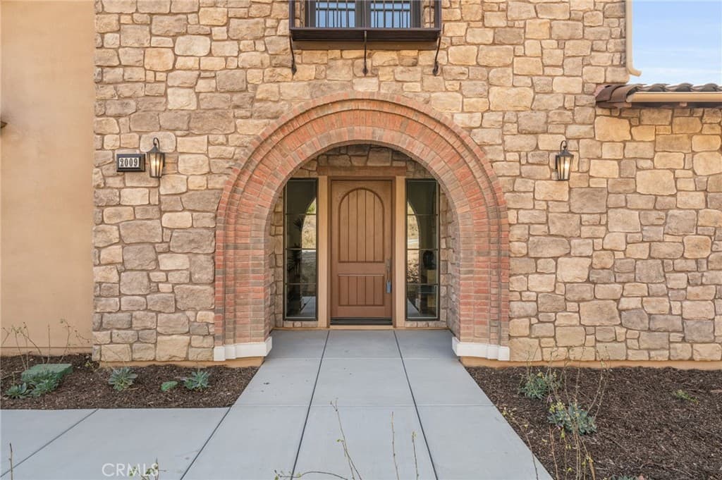Home at 2009 Trail Ridge Lane, San Dimas — photo 2 of 12