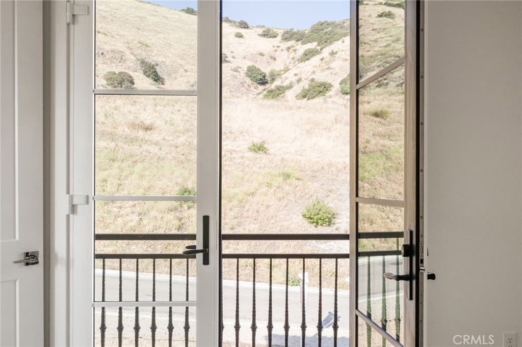 Home at 2009 Trail Ridge Lane, San Dimas — photo 5 of 12