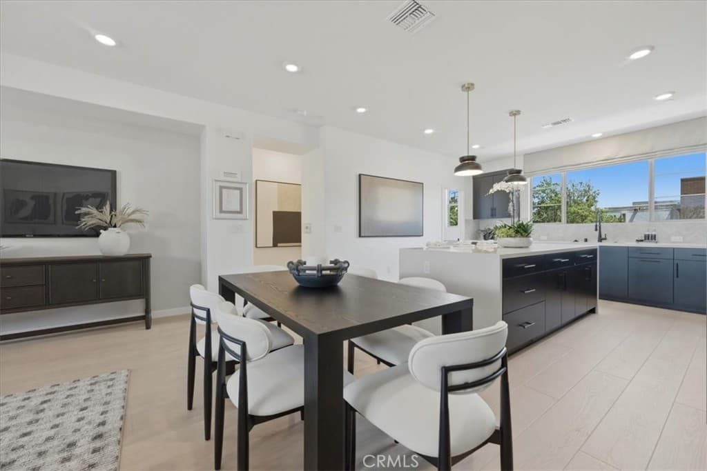 Townhouse at 10728 Golden Koi B, El Monte — photo 11 of 12