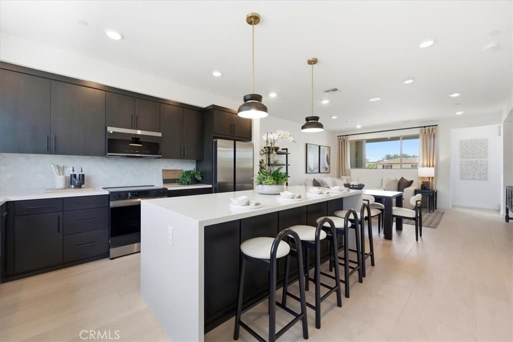 Townhouse at 10728 Golden Koi B, El Monte — photo 9 of 12