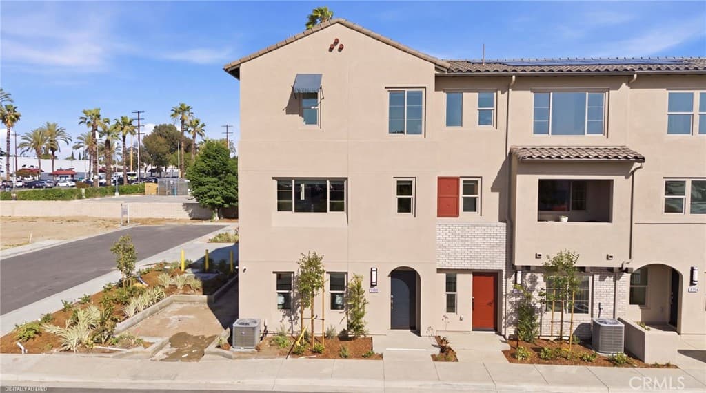 Townhouse at 10720 Golden Koi A, El Monte — photo 2 of 12