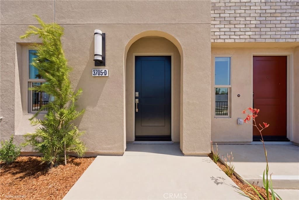 Townhouse at 10720 Golden Koi A, El Monte — photo 3 of 12