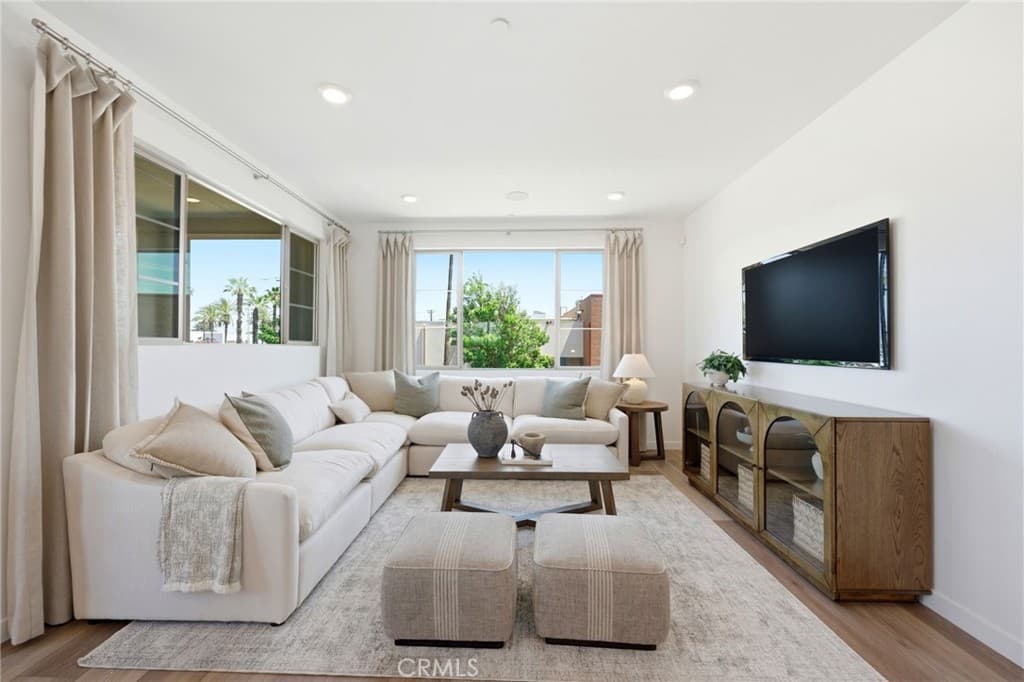 Townhouse at 10720 Golden Koi A, El Monte — photo 6 of 12