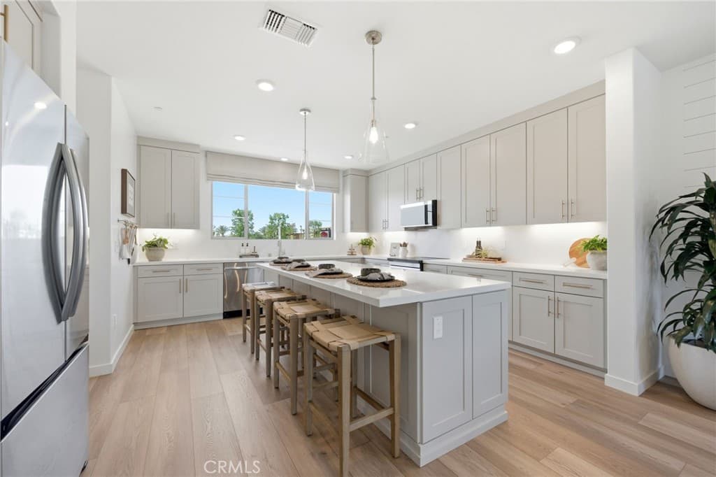 Townhouse at 10720 Golden Koi A, El Monte — photo 8 of 12