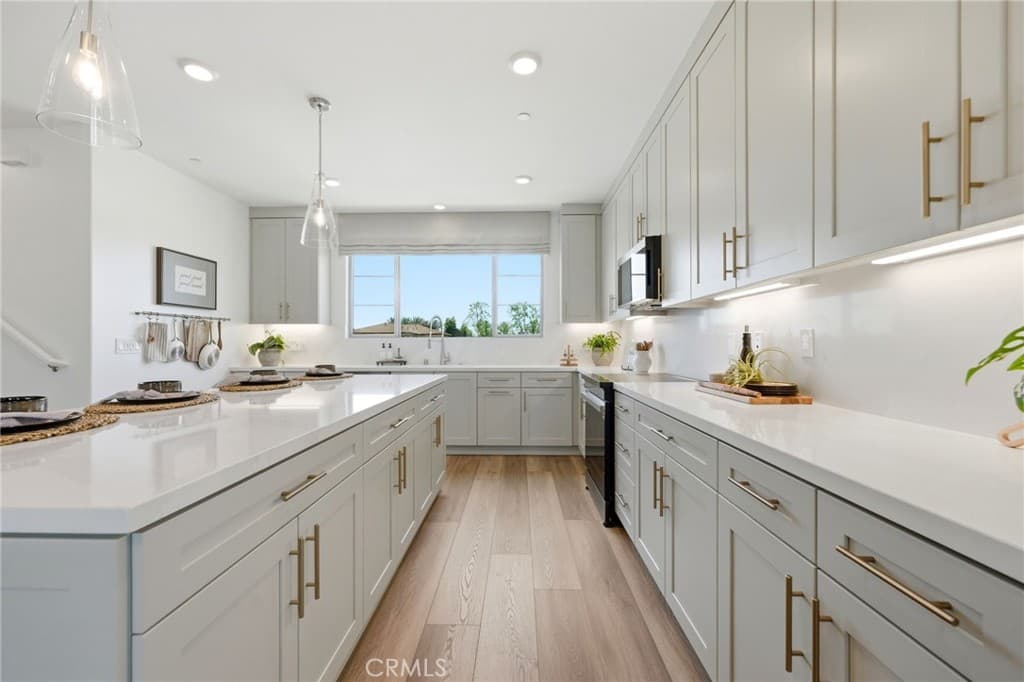 Townhouse at 10720 Golden Koi A, El Monte — photo 9 of 12