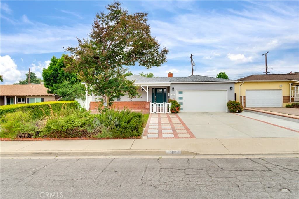 Home at 385 Sycamore, Claremont — photo 1 of 12