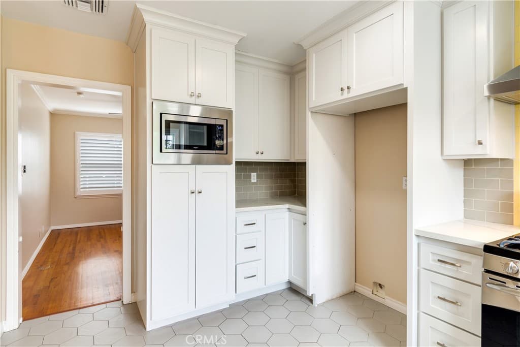 Home at 385 Sycamore, Claremont — photo 12 of 12