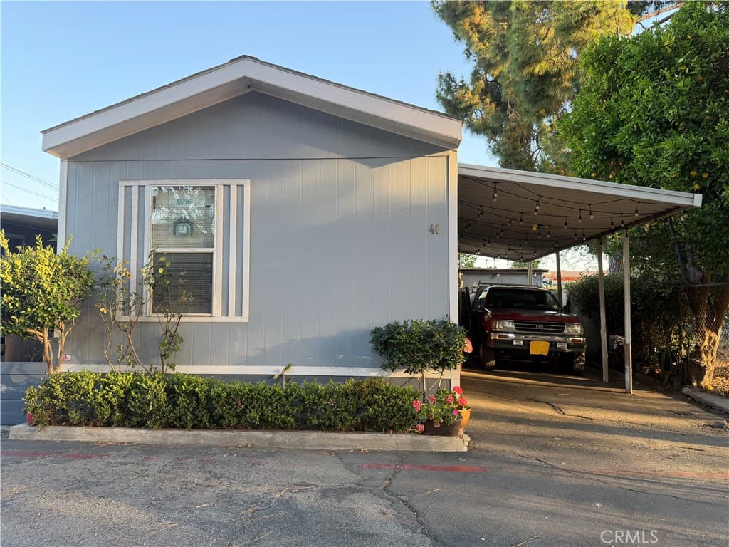 Home at 1461 W Mission Boulevard, Pomona — photo 2 of 12