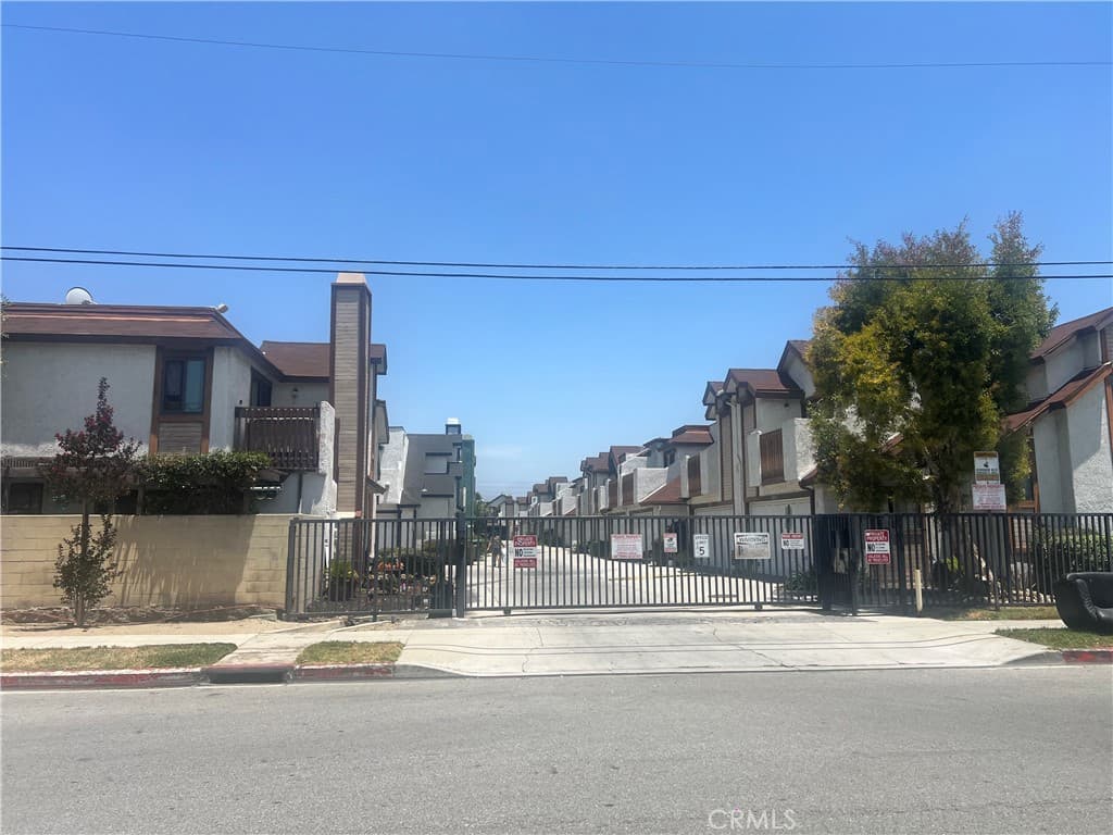 Condo at 13515 Tracy, Baldwin Park — photo 6 of 12