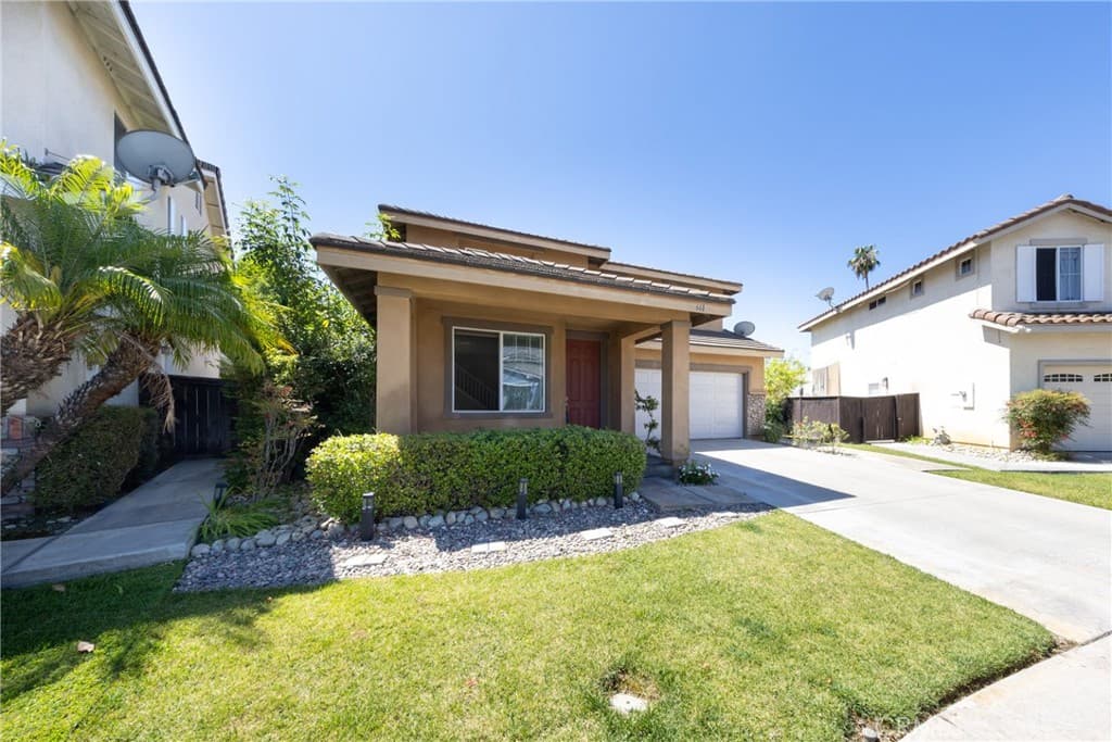 Home at 661 Alderbery, Pomona — photo 2 of 12