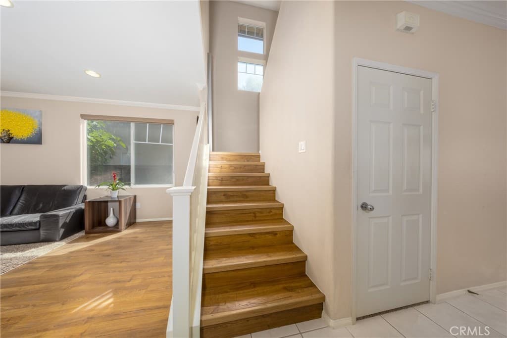 Home at 661 Alderbery, Pomona — photo 8 of 12