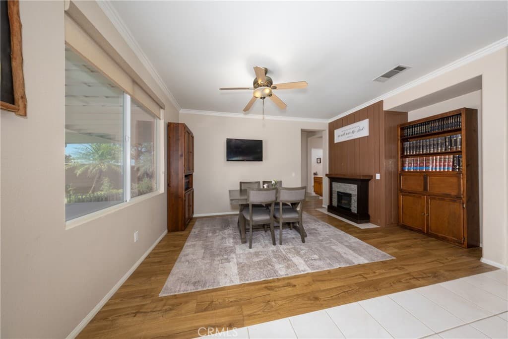 Home at 661 Alderbery, Pomona — photo 10 of 12
