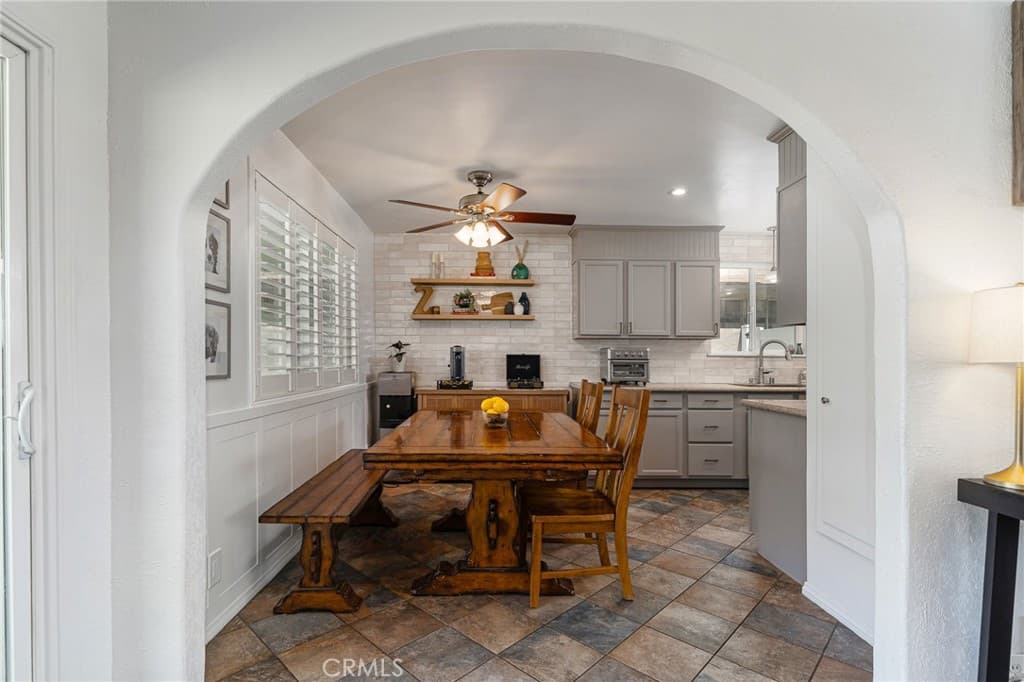 Home at 5717 N Hanlin, Azusa — photo 10 of 10