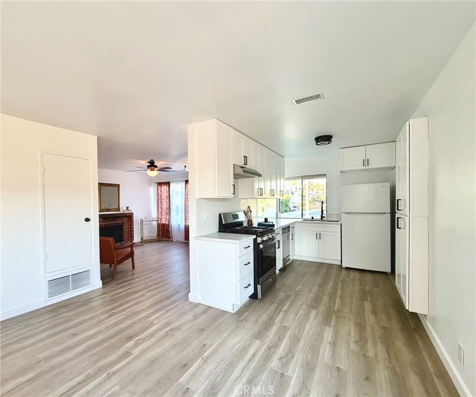 Home at 1929 Lynda Lane, West Covina — photo 10 of 12