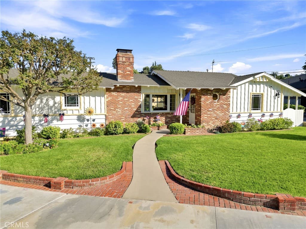 Home at 1312 S Cajon, West Covina — photo 3 of 12