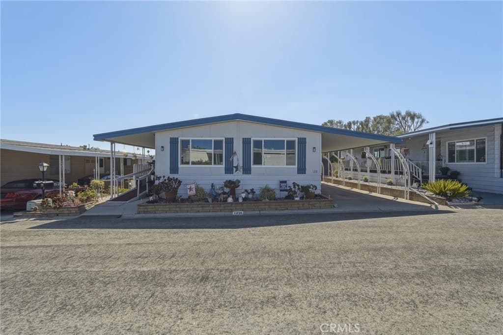 Home at 3945 Bradford 128, La Verne — photo 2 of 12
