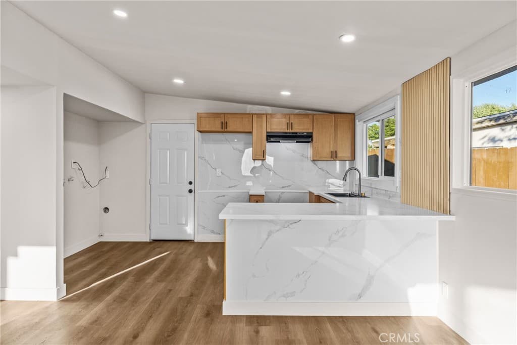 Home at 2934 Sumner Avenue, Pomona — photo 11 of 12