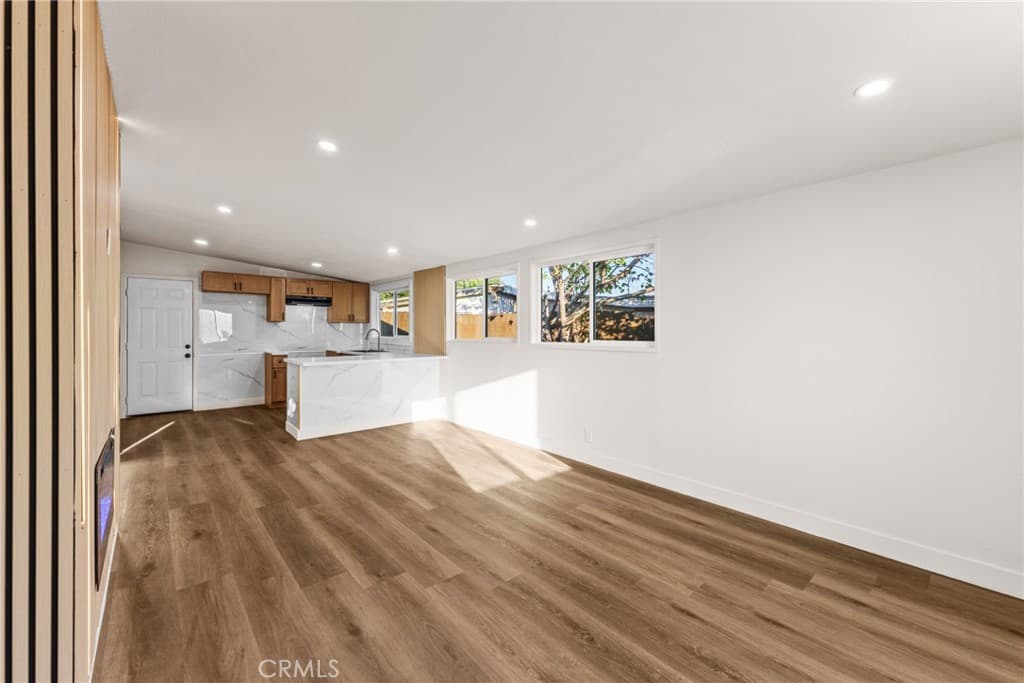 Home at 2934 Sumner Avenue, Pomona — photo 7 of 12