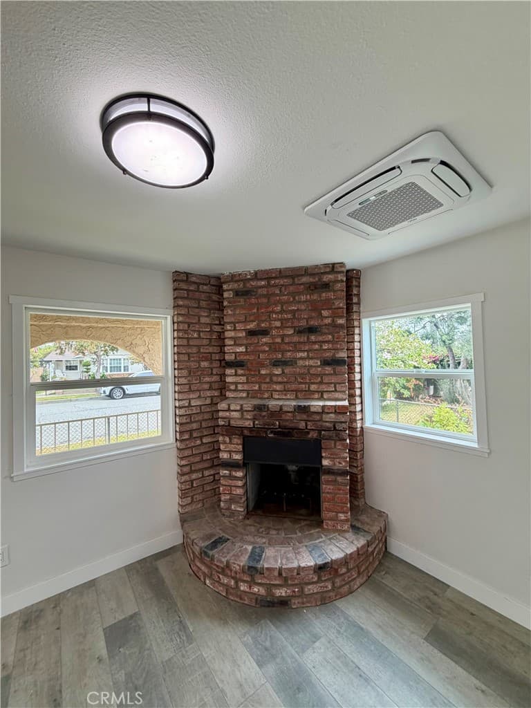 Home at 543 E 3rd Street, Azusa — photo 3 of 12