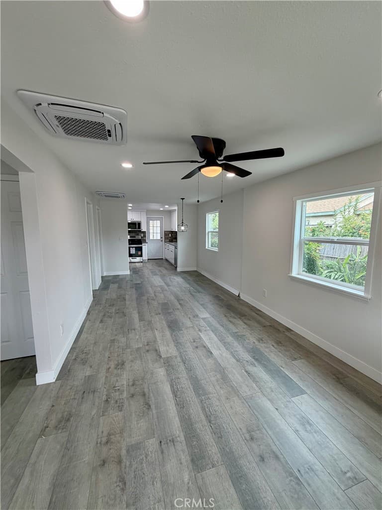 Home at 543 E 3rd Street, Azusa — photo 5 of 12