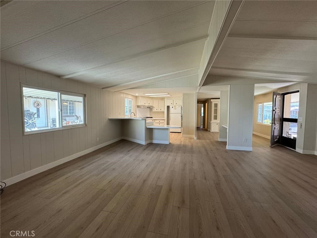 Home at 1601 S Garey Avenue 16, Pomona — photo 4 of 12