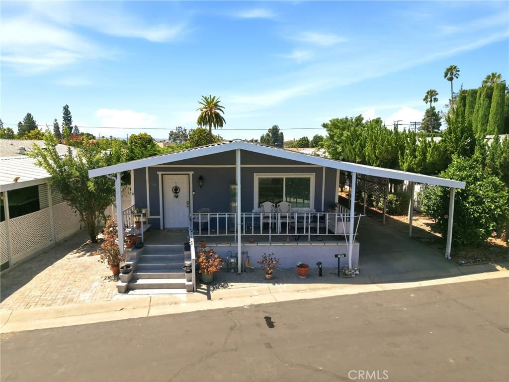 Home at 840 E Foothill Boulevard 197, Azusa — photo 2 of 12