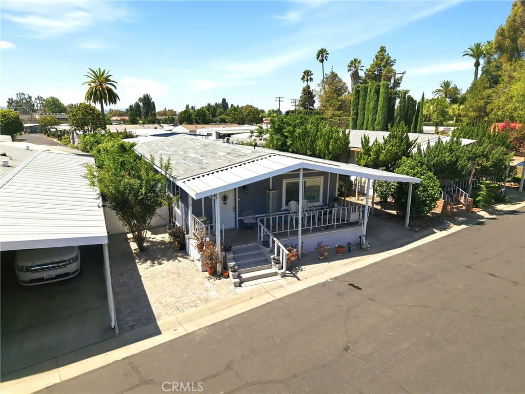 Home at 840 E Foothill Boulevard 197, Azusa — photo 4 of 12