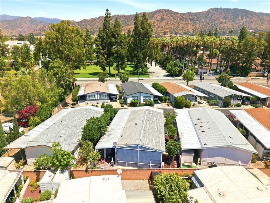 Home at 840 E Foothill Boulevard 197, Azusa — photo 5 of 12