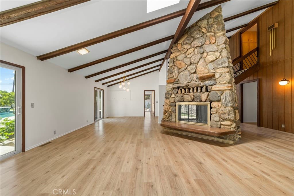 Home at 2332 8th, La Verne — photo 8 of 12
