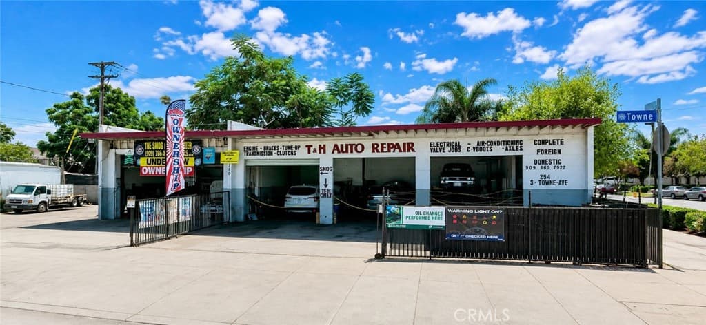 Commercial at 250 S Towne Avenue, Pomona — photo 1 of 1