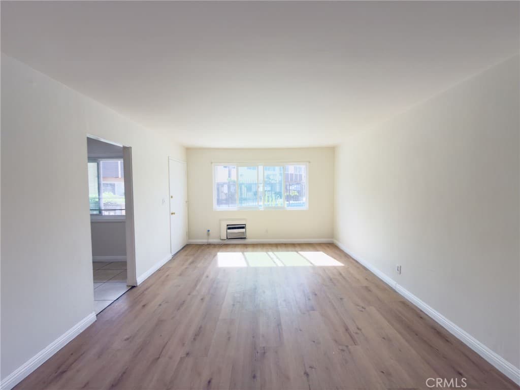 Condo at 3030 Vineland 3, Baldwin Park — photo 7 of 12