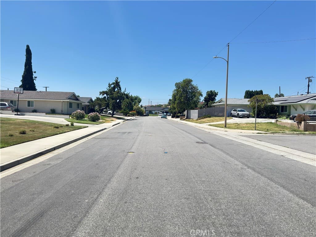 Home at 20944 Delphine Drive, Walnut — photo 10 of 12