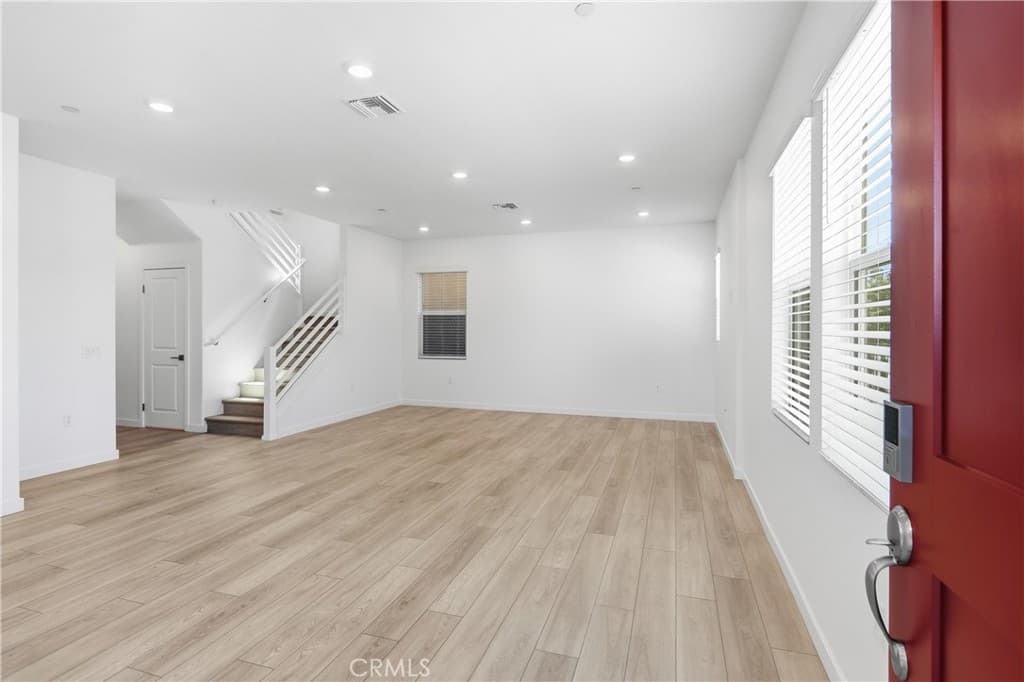 Home at 11401 Primrose Lane, El Monte — photo 3 of 10