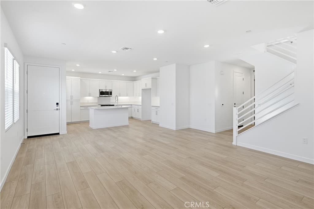 Home at 11401 Primrose Lane, El Monte — photo 7 of 10