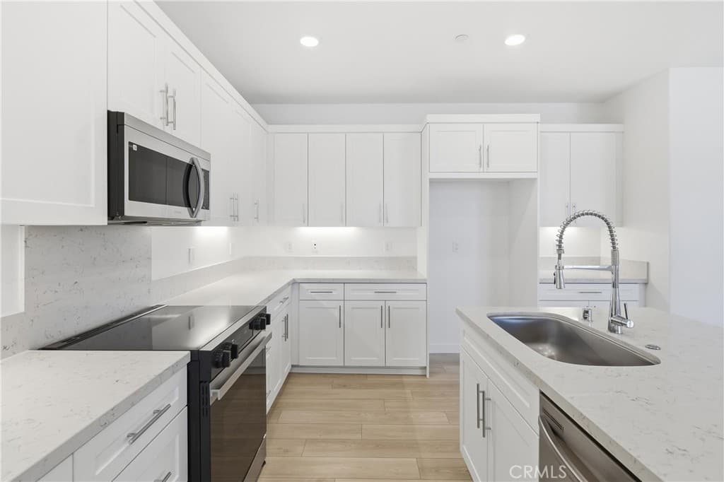 Home at 11401 Primrose Lane, El Monte — photo 10 of 10