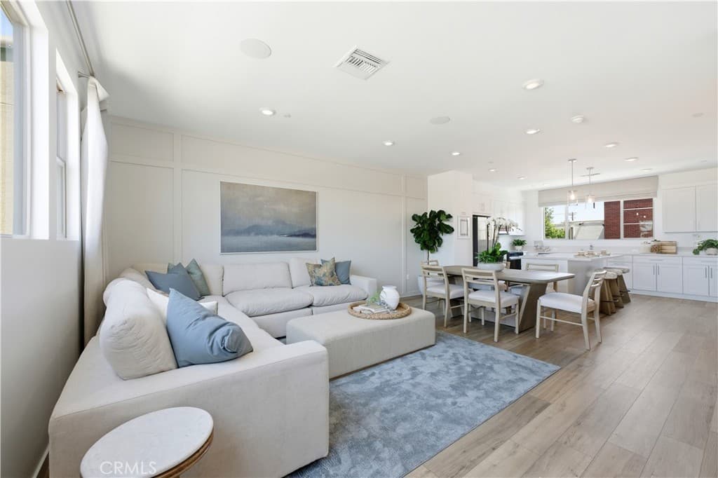 Townhouse at 10726 Harmony Way C, El Monte — photo 8 of 12