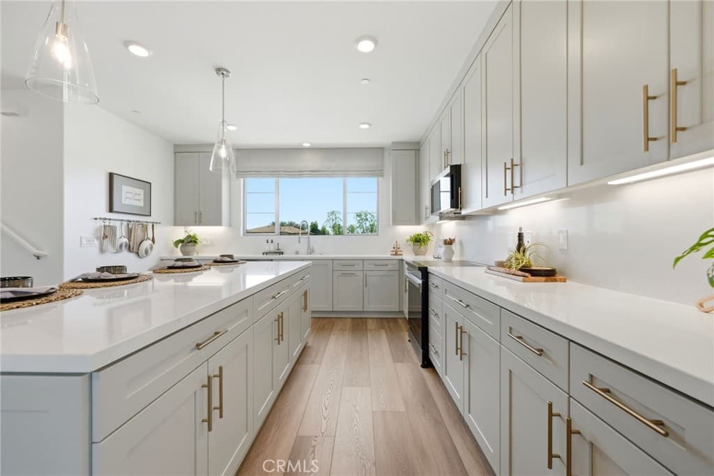 Townhouse at 10726 Harmony Way A, El Monte — photo 8 of 12