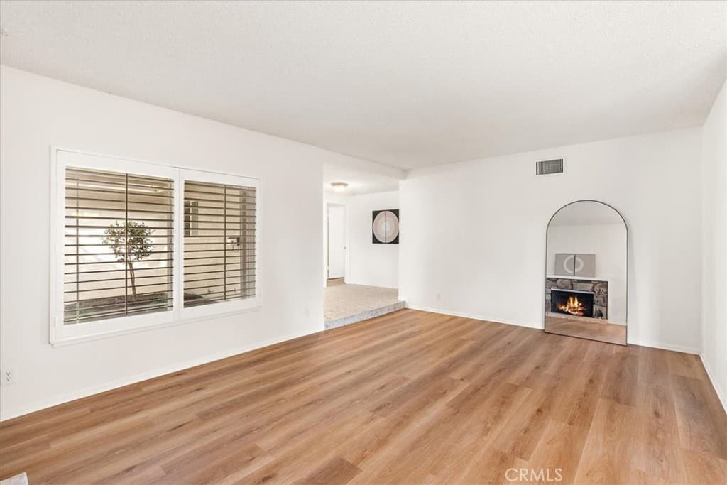 Home at 419 Greensboro Court, Claremont — photo 9 of 12