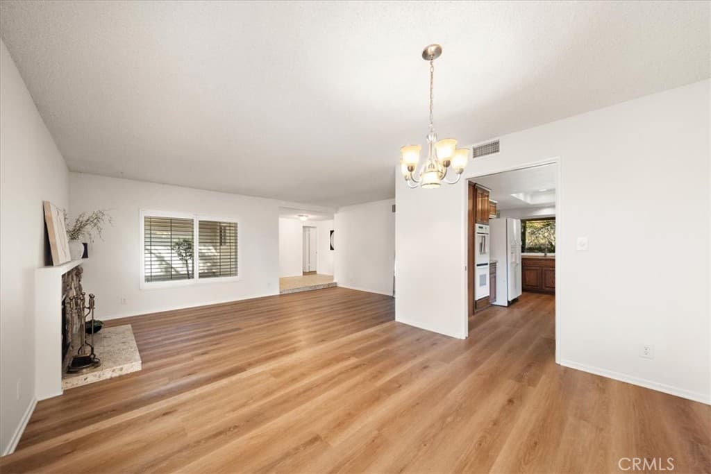 Home at 419 Greensboro Court, Claremont — photo 10 of 12