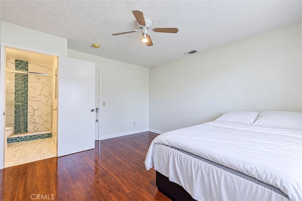 Condo at 866 W 13th 2, Azusa — photo 11 of 12
