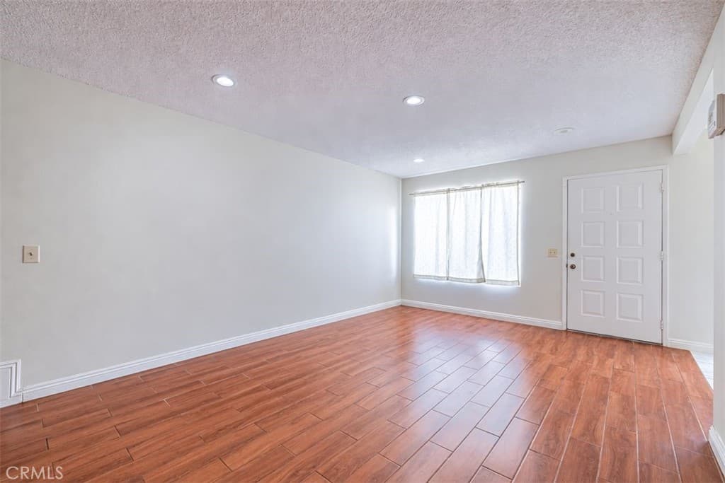 Condo at 866 W 13th 2, Azusa — photo 7 of 12