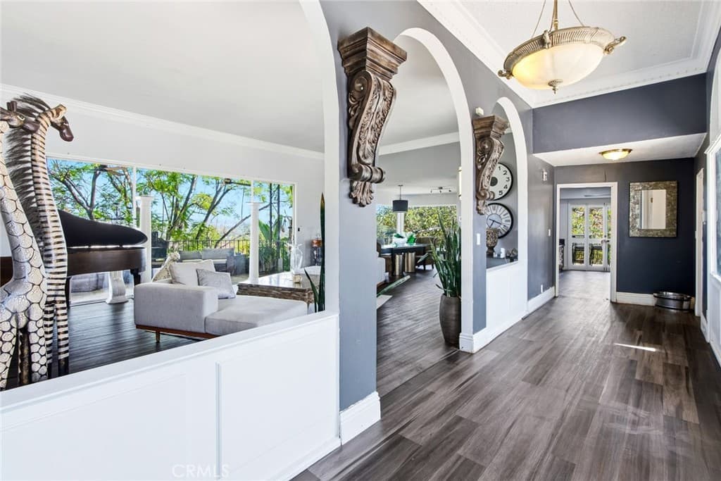 Home at 950 Hillcrest, Pomona — photo 11 of 12